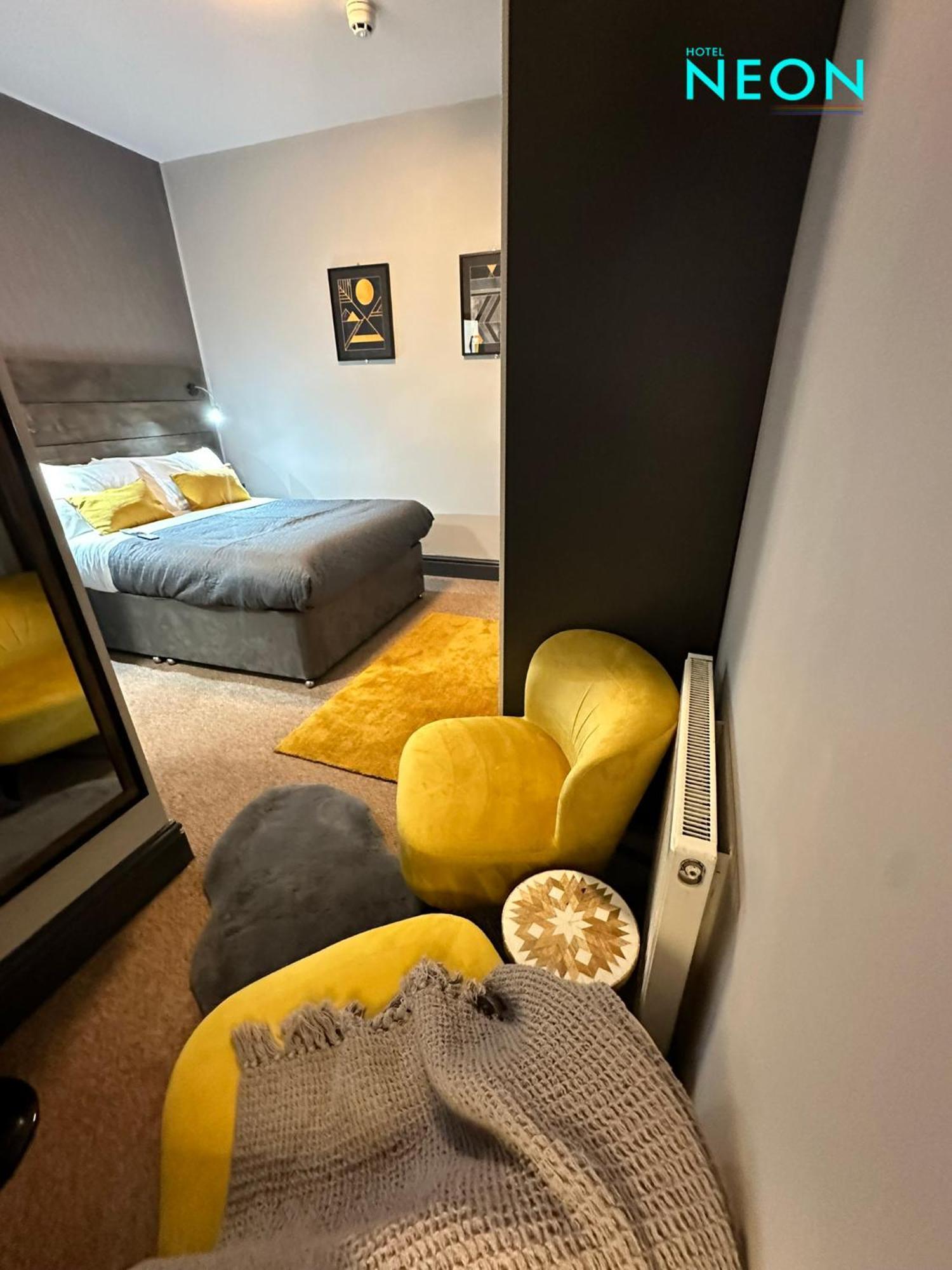 Hotel Neon Блекпул Екстериор снимка